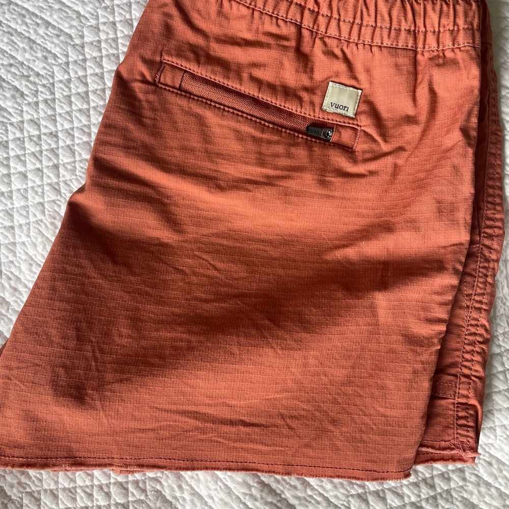 Vuori Vintage Ripstop shorts - Picture 2 of 8